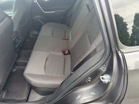 Certified 2025 Toyota RAV4 SE AWD/4WD image 31