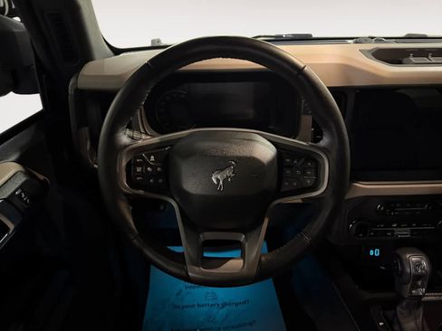 Used 2024 Ford Bronco Wildtrak image 15