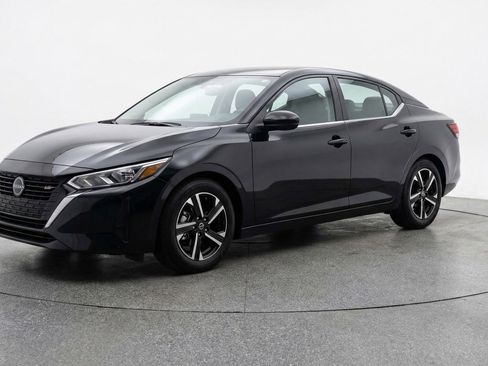 Used 2025 Nissan Sentra SV FWD image 3