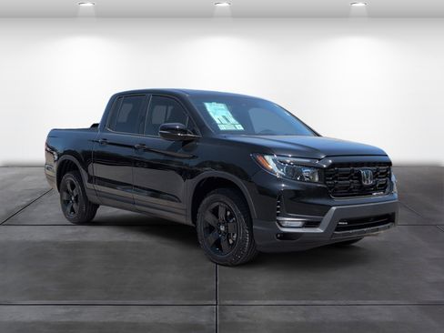 New 2026 Honda Ridgeline Black Edition image 2