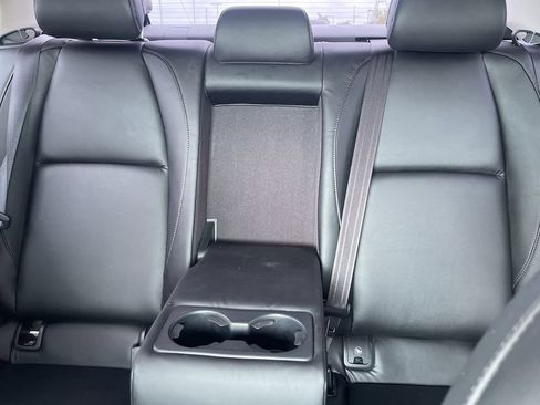 Used 2025 MAZDA MAZDA3 s FWD image 35