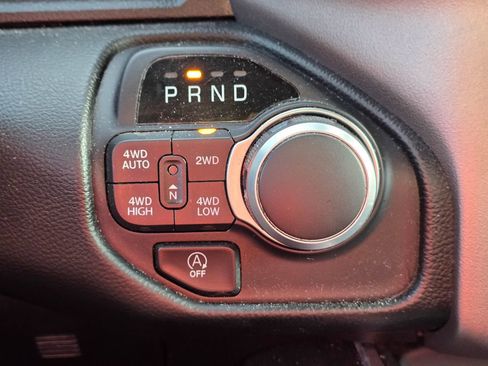 Used 2020 RAM 1500 Big Horn AWD/4WD image 19