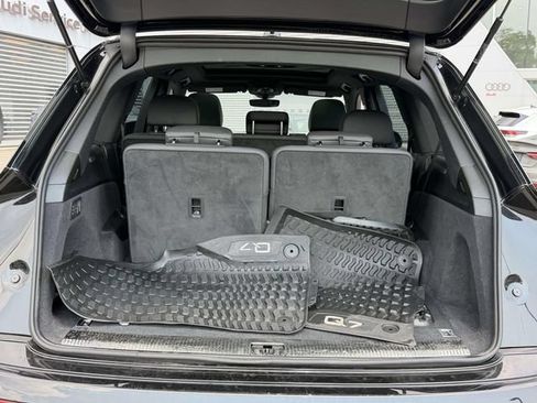 Used 2023 Audi Q7 2.0T Premium Plus w/ Premium Plus Package AWD/4WD image 9
