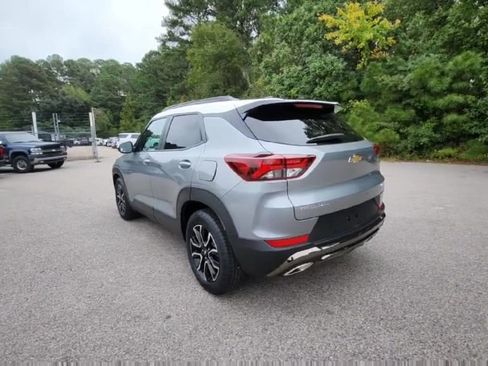 Certified 2023 Chevrolet TrailBlazer ACTIV w/ Sun and Liftgate Package image 3