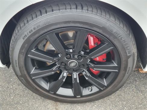 Used 2020 Land Rover Range Rover Sport HSE Dynamic image 9