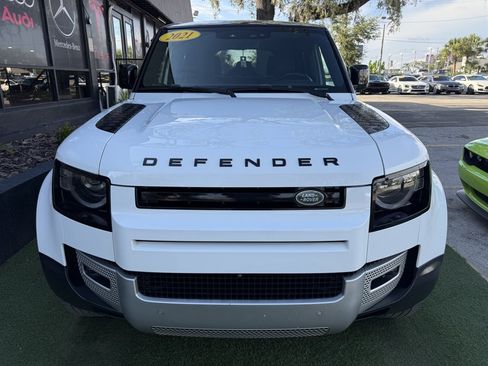 Used 2021 Land Rover Defender 110 SE AWD/4WD image 2