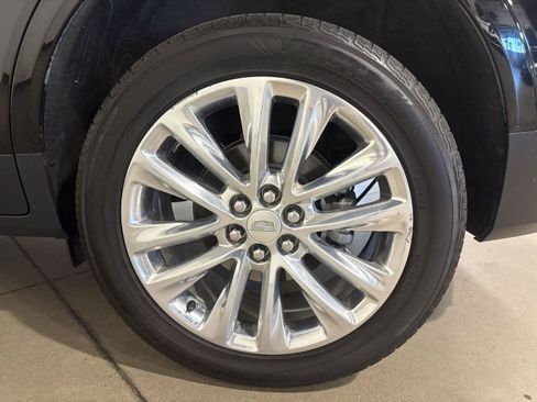 Used 2017 Cadillac XT5 Platinum AWD/4WD image 53