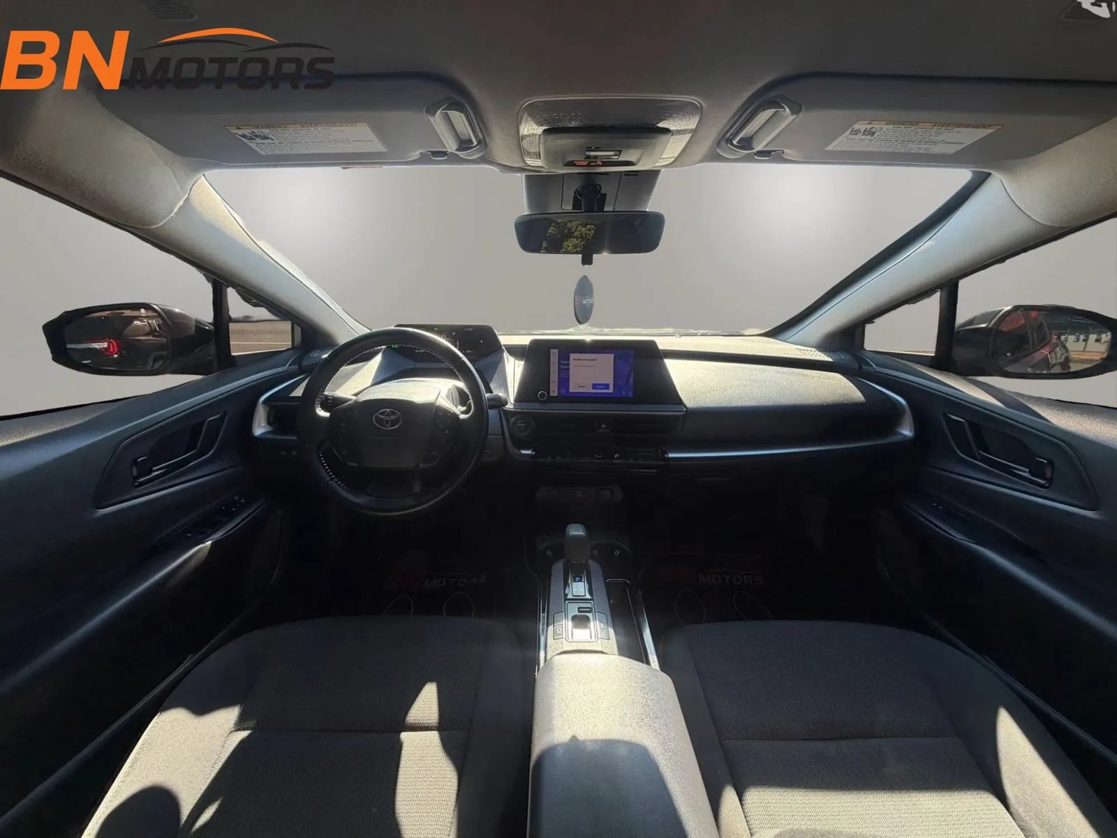 Used 2023 Toyota Prius LE FWD image 20