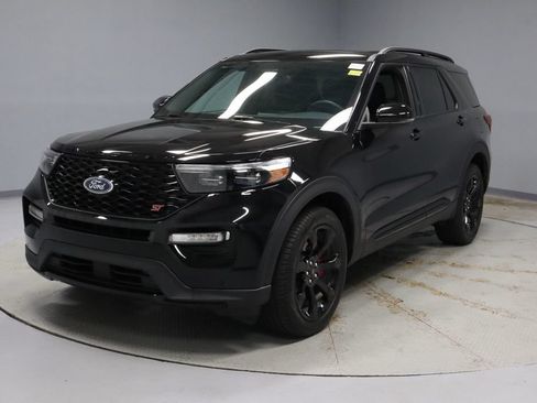 Certified 2023 Ford Explorer ST w/ Equipment Group 401A AWD/4WD image 8