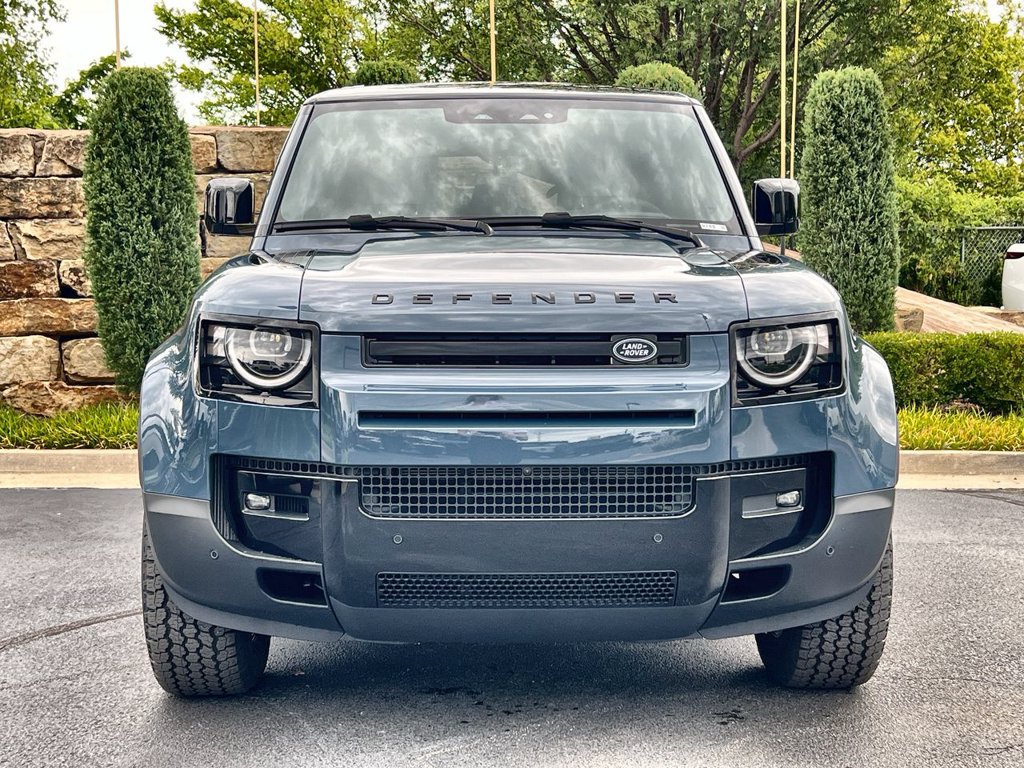 Used 2026 Land Rover Defender 110 S AWD/4WD image 8