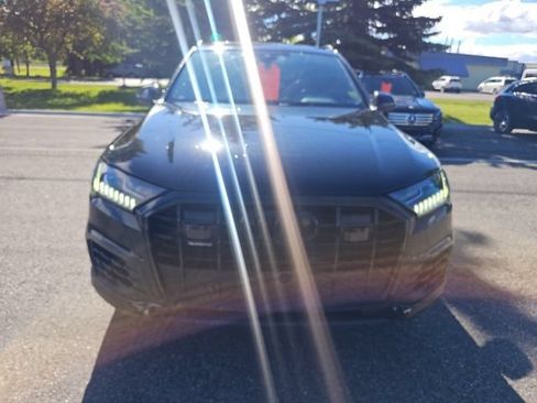 Used 2023 Audi Q7 3.0T Premium Plus w/ Premium Plus Package AWD/4WD image 2