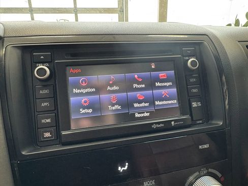 Used 2016 Toyota Sequoia Platinum image 23