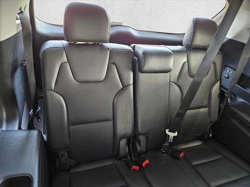 Used 2021 Kia Telluride S image 16