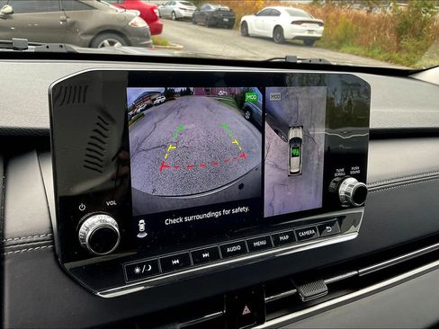 Used 2023 Mitsubishi Outlander SE image 20