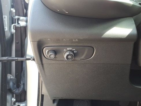 Used 2023 Buick Envision Essence AWD/4WD image 15