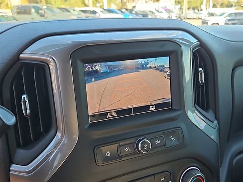 Used 2022 Chevrolet Silverado 1500 Custom image 25