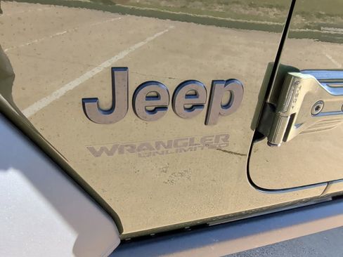 Used 2022 Jeep Wrangler Unlimited Willys image 42