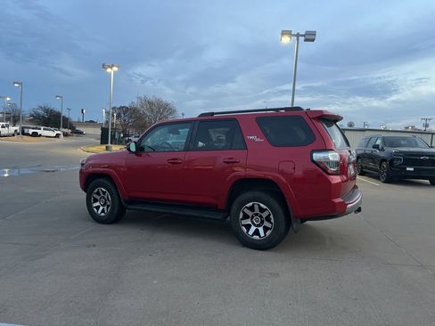 Used 2022 Toyota 4Runner TRD Off-Road image 4