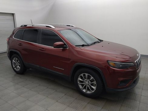 Used 2019 Jeep Cherokee Latitude Plus FWD image 11