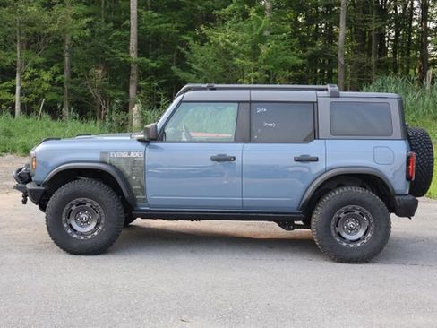 Used 2024 Ford Bronco Everglades AWD/4WD image 5