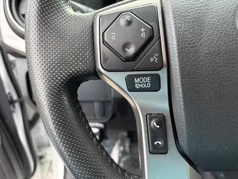 Used 2023 Toyota Tacoma SR5 w/ Technology Package AWD/4WD image 10