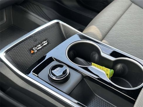 New 2026 Chevrolet Equinox LT w/ Convenience Package II image 30