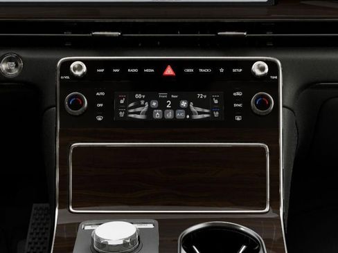 New 2026 Genesis GV80 2.5T Advanced image 22