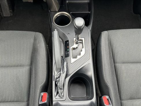 Used 2014 Toyota RAV4 XLE image 19