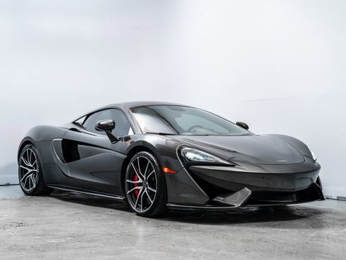 Used 2016 McLaren 570S Coupe image 9