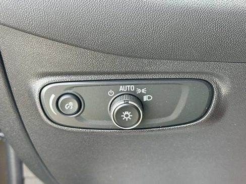 Certified 2024 Chevrolet Equinox LT FWD image 16