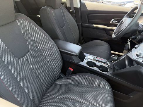 Used 2017 GMC Terrain SLE FWD image 10