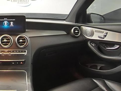Used 2020 Mercedes-Benz GLC 300 image 15