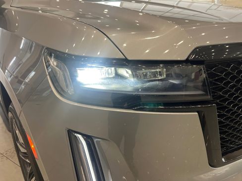 Used 2024 Cadillac Escalade ESV Sport image 28