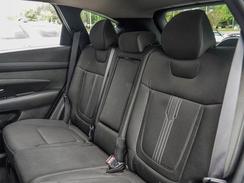 Used 2025 Hyundai Tucson SEL FWD image 40