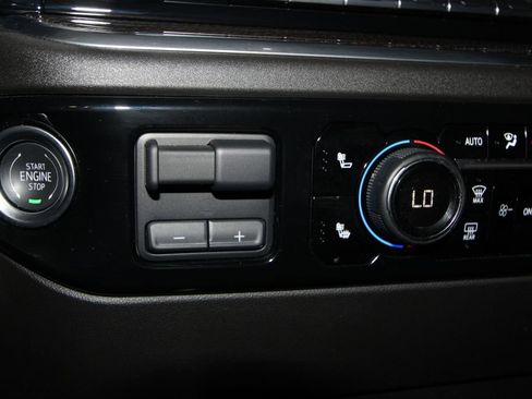 Used 2025 Chevrolet Silverado 1500 RST w/ All Star Edition Plus AWD/4WD image 17