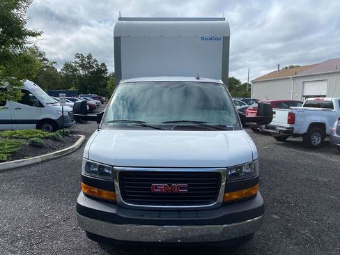 Used 2023 GMC Savana 3500 w/ Power Convenience Package image 3