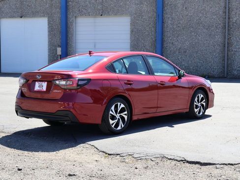Used 2025 Subaru Legacy Premium AWD/4WD image 5