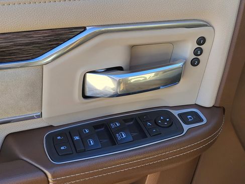 Used 2021 RAM 3500 Laramie image 23