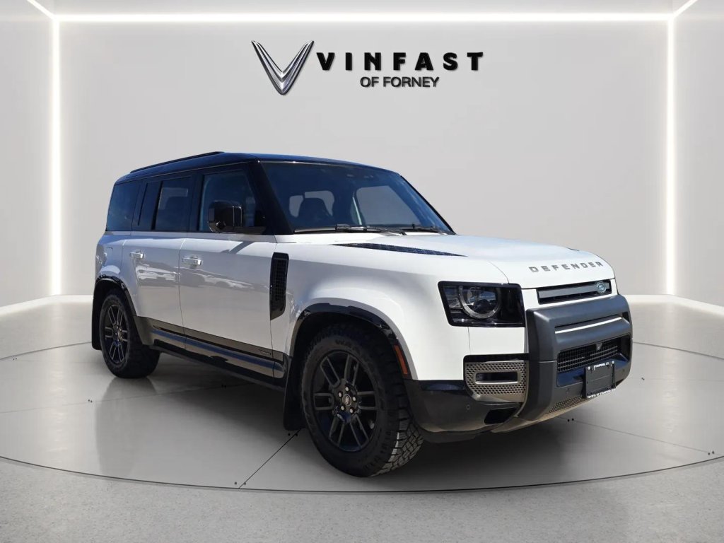 Used 2021 Land Rover Defender 110 X-Dynamic SE AWD/4WD image 7