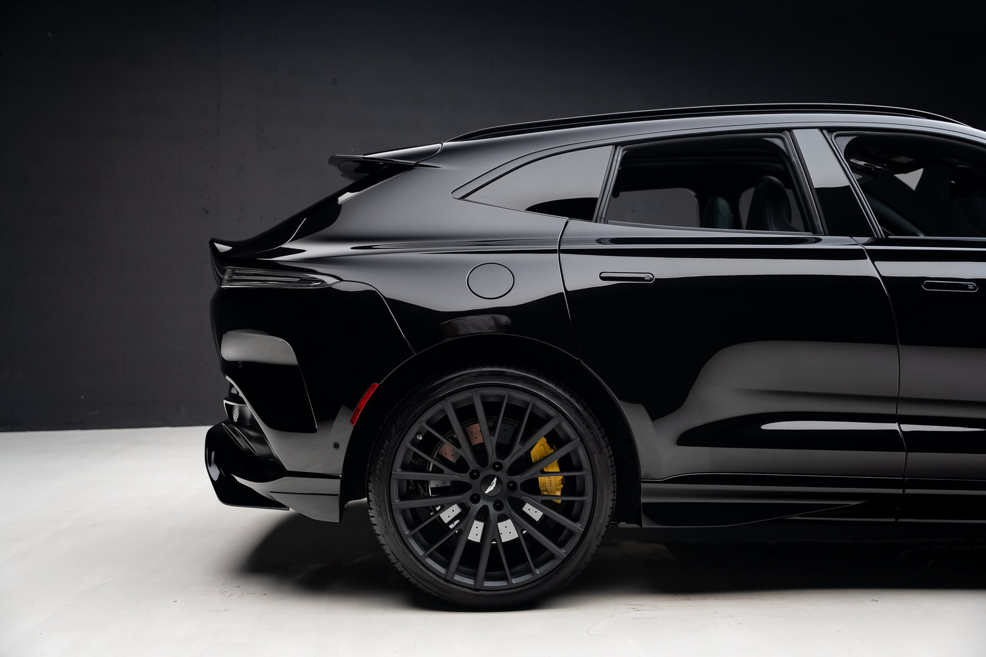 Used 2024 Aston Martin DBX 707 AWD/4WD image 36