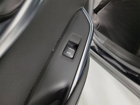 Certified 2024 Cadillac XT4 Sport image 14