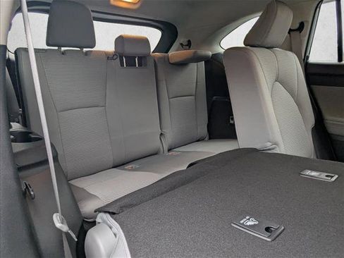 Certified 2024 Toyota Highlander LE image 19