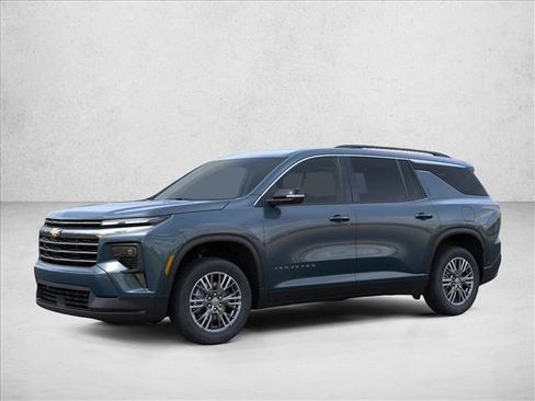 New 2026 Chevrolet Traverse LT w/ Driver Confidence Package image 3