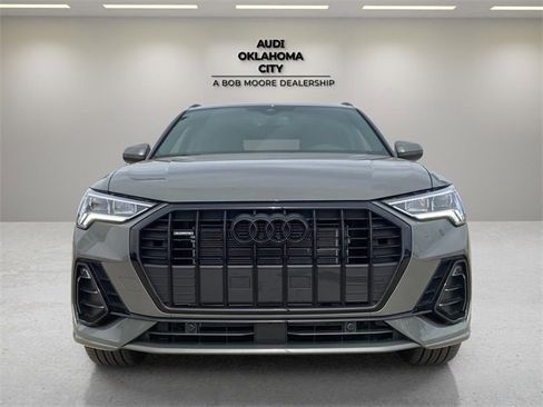 Used 2025 Audi Q3 2.0T Premium w/ Convenience Package image 2