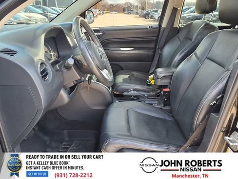 Used 2015 Jeep Compass Sport image 4