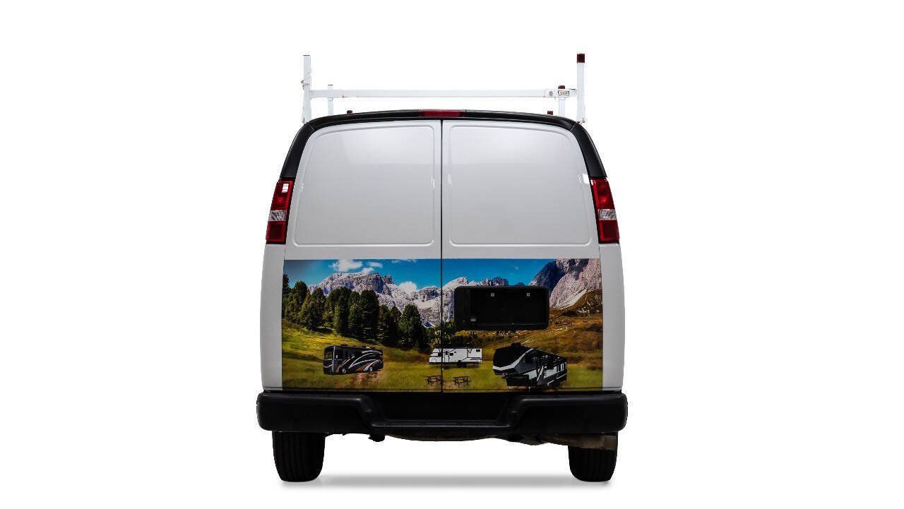 Used 2024 GMC Savana 2500 w/ Driver Convenience Package RWD image 8