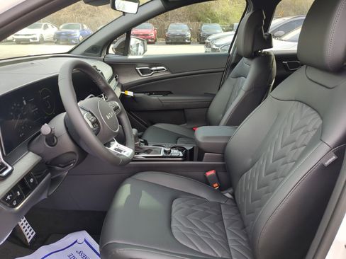 New 2025 Kia Sportage X-Pro Prestige image 18