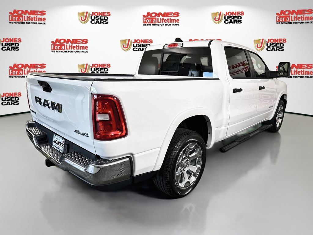 Used 2025 RAM 1500 Big Horn AWD/4WD image 17