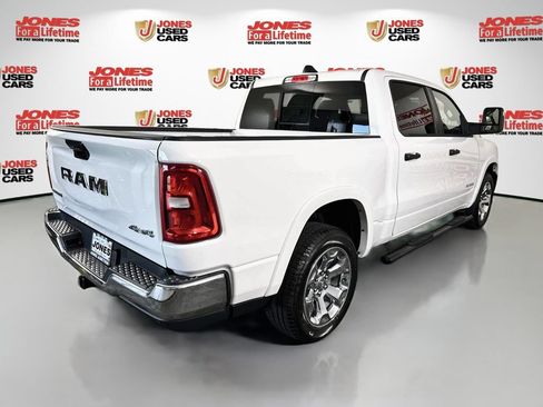 Used 2025 RAM 1500 Big Horn AWD/4WD image 17