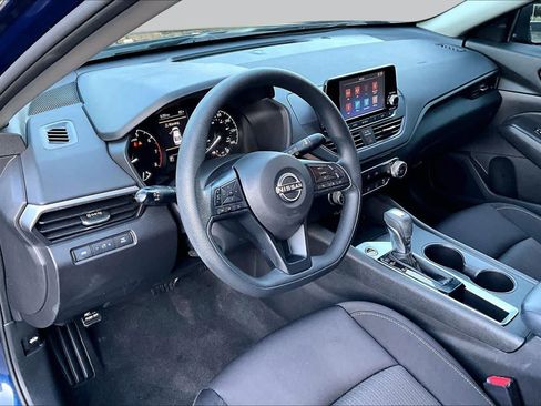 Certified 2024 Nissan Altima 2.5 S FWD image 18